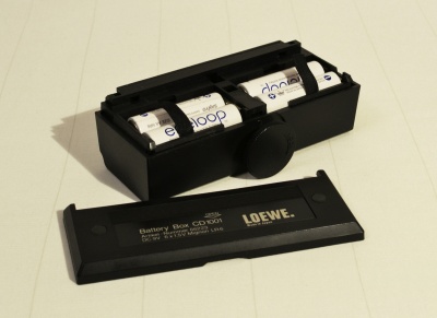 Loewe-cd100-batterycase.JPG